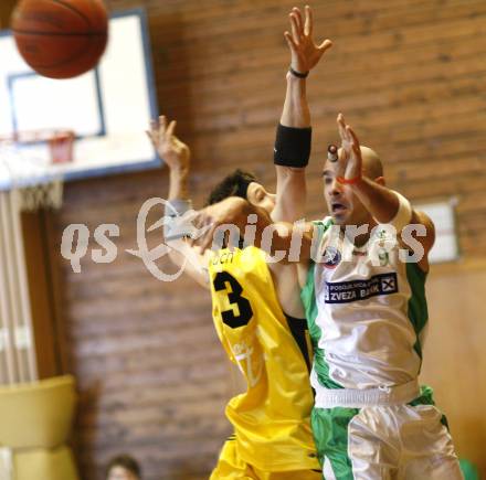 Basketball 2. Bundesliga. KOS Klagenfurt gegen ABC Villach. Edo Ceman (KOS), Niki Lackner (Villach). Klagenfurt, am 24.2.2008.
Foto: Kuess
---
pressefotos, pressefotografie, kuess, qs, qspictures, sport, bild, bilder, bilddatenbank