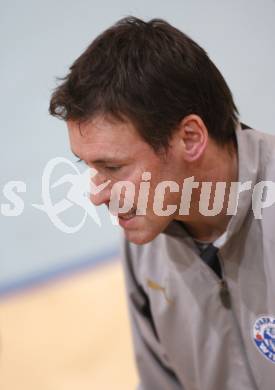 Volleyball MEVZA. ATSC Wildcats gegen Post SV  Wien.  Trainer Helmut Voggenberger (Wildcats). Klagenfurt, am 23.2.2008.

Copyright Kuess

---
pressefotos, pressefotografie, kuess, qs, qspictures, sport, bild, bilder, bilddatenbank