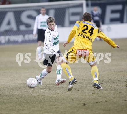 Fussball Bundesliga. T-Mobile. SK Austria Kaernten gegen SK Sturm Graz. Zlatko Junuzovic (Kaernten), Juergen Saeumel (Graz). Klagenfurt, am 25.2.2008.
Copyright Kuess

---
pressefotos, pressefotografie, kuess, qs, qspictures, sport, bild, bilder, bilddatenbank