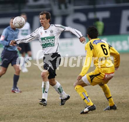 Fussball Bundesliga. T-Mobile. SK Austria Kaernten gegen SK Sturm Graz. Gerald Krajic (Kaernten),George Shashiashvili (Graz). Klagenfurt, am 25.2.2008.
Copyright Kuess

---
pressefotos, pressefotografie, kuess, qs, qspictures, sport, bild, bilder, bilddatenbank