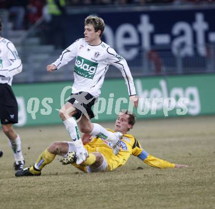 Fussball T-Mobile Bundesliga. SK Austria Kaernten gegen Sturm Graz. Zlatko Junuzovic (Kaernten), Juergen Saeumel (Sturm). Klagenfurt, am 26.2.2008.

Copyright Kuess

---
pressefotos, pressefotografie, kuess, qs, qspictures, sport, bild, bilder, bilddatenbank