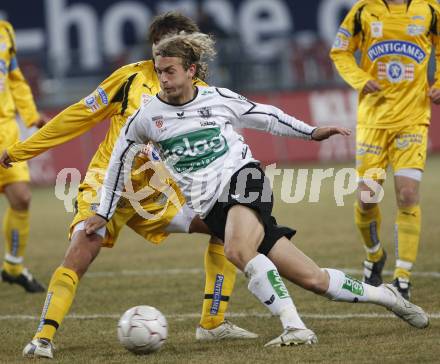 Fussball Bundesliga. T-Mobile. SK Austria Kaernten gegen SK Sturm Graz. Lukas Moessner (Kaernten), Fabian Lamotte (Graz). Klagenfurt, am 25.2.2008.
Copyright Kuess

---
pressefotos, pressefotografie, kuess, qs, qspictures, sport, bild, bilder, bilddatenbank