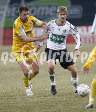 Fussball Bundesliga. T-Mobile. SK Austria Kaernten gegen SK Sturm Graz. Manuel Weber (Kaernten), Samir Muratovic (Graz). Klagenfurt, am 25.2.2008.
Copyright Kuess

---
pressefotos, pressefotografie, kuess, qs, qspictures, sport, bild, bilder, bilddatenbank