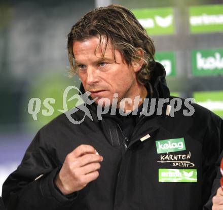 Fussball T-Mobile Bundesliga. SK Austria Kaernten gegen Sturm Graz. Trainer Frenkie Schinkels (Kaernten). Klagenfurt, am 26.2.2008.

Copyright Kuess

---
pressefotos, pressefotografie, kuess, qs, qspictures, sport, bild, bilder, bilddatenbank