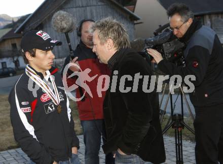 Nordische Kombination. Empfang Juniorenweltmeister Tomaz Druml. Tomaz Druml, Marijan Velik, ORF Team. Achomitz, am 3.2.2008.

Copyright Kuess

---
pressefotos, pressefotografie, kuess, qs, qspictures, sport, bild, bilder, bilddatenbank