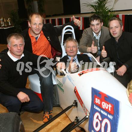 Motorsport. Bergrennen. 60. Geburtstag Hermann Waldy. Laszlo Szasz, Werner Mueller,  Hermann Waldy, Christoph Leitgeb (Rallye Juniorenstaatsmeister), Hermann Waldy jun. Feldkirchen, am1.3.2008.
Foto:Kuess
---
pressefotos, pressefotografie, kuess, qs, qspictures, sport, bild, bilder, bilddatenbank