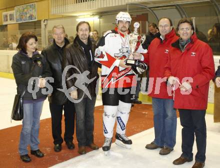 Eishockey Oberliga. Tarco Woelfe gegen ATUS Weiz. Dieter jandl, Wolfgang schantl, Bruno Tarmann (Tarco). Klagenfurt, am 8.3.2008.

Copyright Kuess

---
pressefotos, pressefotografie, kuess, qs, qspictures, sport, bild, bilder, bilddatenbank