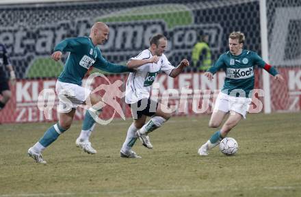 Fussball T-Mobile Bundesliga. SK Austria Kaernten gegen SV Mattersburg. Adam Ledwon (Kaernten), Carsten Jancker, Michael Moerz (Mattersburg).  Klagenfurt, am 8.3.2008.

Copyright Kuess

---
pressefotos, pressefotografie, kuess, qs, qspictures, sport, bild, bilder, bilddatenbank