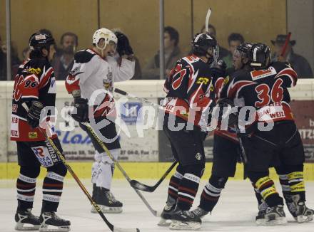 Eishockey Oberliga. Tarco Woelfe gegen ATUS Weiz. Torjubel Weiz. Klagenfurt, am 8.3.2008.

Copyright Kuess

---
pressefotos, pressefotografie, kuess, qs, qspictures, sport, bild, bilder, bilddatenbank