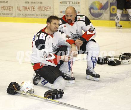 Eishockey Oberliga. Tarco Woelfe gegen ATUS Weiz. Boris Kuncic, Michael Krainer-Bidovec (Tarco). Klagenfurt, am 8.3.2008.

Copyright Kuess

---
pressefotos, pressefotografie, kuess, qs, qspictures, sport, bild, bilder, bilddatenbank