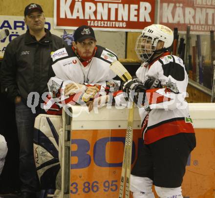 Eishockey Oberliga. Tarco Woelfe gegen ATUS Weiz. Enttaeuschung (Tarco), Christoph Felsberger. Klagenfurt, am 8.3.2008.

Copyright Kuess

---
pressefotos, pressefotografie, kuess, qs, qspictures, sport, bild, bilder, bilddatenbank