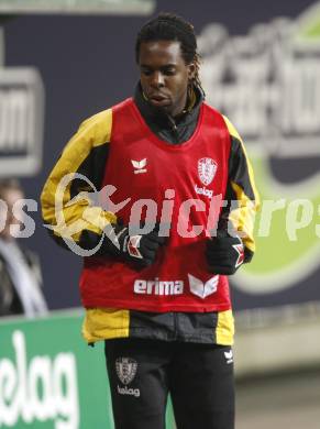 Fussball T-Mobile Bundesliga. SK Austria Kaernten gegen SV Mattersburg. Joseph Ngwenya (Kaernten). Klagenfurt, am 8.3.2008.
Foto: Kuess

---
pressefotos, pressefotografie, kuess, qs, qspictures, sport, bild, bilder, bilddatenbank