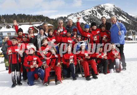 Schi Alpin, Ski Alpin. Kaerntner Landesjugendschitag. Schueler der Schihauptschule Feistritz/Drau. Christian Gfrerer, Alfred Wrulich, Rudolf Altersberger, Landessportdirektor Reinhard Tellian. Turrach, am 11.3.2008.
Foto: Kuess
---
pressefotos, pressefotografie, kuess, qs, qspictures, sport, bild, bilder, bilddatenbank