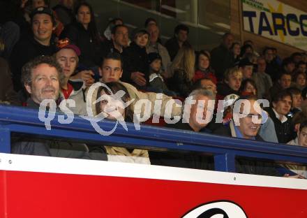 Eishockey. Oesterreichische U20 Meisterschaft. Unter den Zuschauern Rick Cunningham, Greg Holst, Larry Huras. Villach, am 15.3.2008.
Copyright Kuess

---
pressefotos, pressefotografie, kuess, qs, qspictures, sport, bild, bilder, bilddatenbank