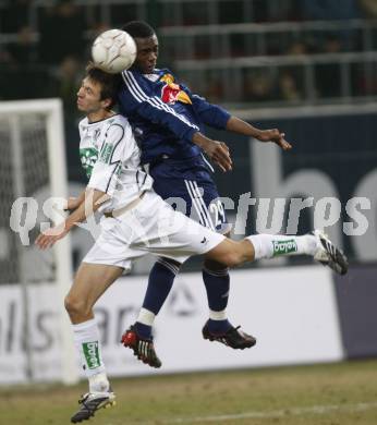 Fussball. Bundesliga. SK Austria Kelag Kaernten gegen FC Red Bull Salzburg. Bubenik Wolfgang (Kaernten), Ngwat Mahop Louis Clement (Salzburg). Klagenfurt, 19.3.2008
Copyright Kuess

---
pressefotos, pressefotografie, kuess, qs, qspictures, sport, bild, bilder, bilddatenbank