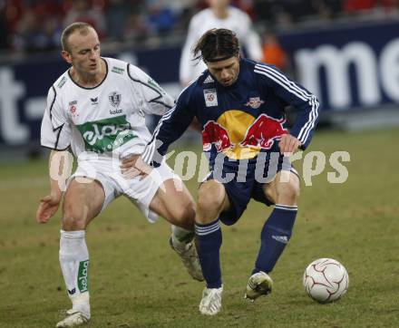 Fussball. Bundesliga. SK Austria Kelag Kaernten gegen FC Red Bull Salzburg. Ledwon Adam (Kaernten), Kovac Niko (Salzburg). Klagenfurt, 19.3.2008
Copyright Kuess

---
pressefotos, pressefotografie, kuess, qs, qspictures, sport, bild, bilder, bilddatenbank