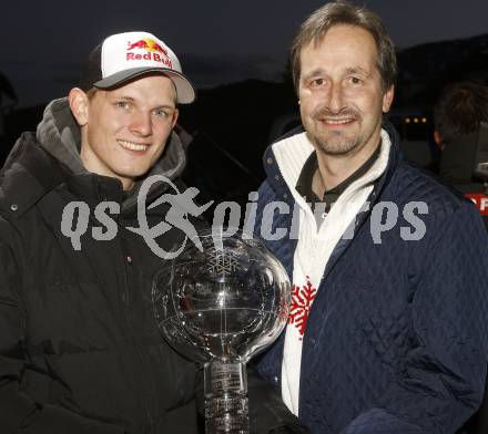 Schi Nordisch, Ski Nordisch, Schispringen. Empfang Schisprungweltcupsieger Thomas Morgenstern (AUT) in seiner Heimatgemeinde Seeboden. Thomas Morgenstern, Sportlandesrat Wolfgang Schantl. Seeboden, am 18.3.2008. 
Copyright Kuess

---
pressefotos, pressefotografie, kuess, qs, qspictures, sport, bild, bilder, bilddatenbank