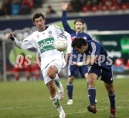 Fussball. Bundesliga. SK Austria Kelag Kaernten gegen FC Red Bull Salzburg. Kollmann Roland (Kaernten), Vargas Jorge (Salzburg). Klagenfurt, 19.3.2008
Copyright Kuess

---
pressefotos, pressefotografie, kuess, qs, qspictures, sport, bild, bilder, bilddatenbank