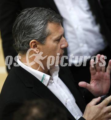 Volleyball. Bundesliga. HYPO VBK gegen hotVolleys. Trainer Luca Tarantini (HYPO). Klagenfurt, 19.3.2008.
Copyright Kuess

---
pressefotos, pressefotografie, kuess, qs, qspictures, sport, bild, bilder, bilddatenbank