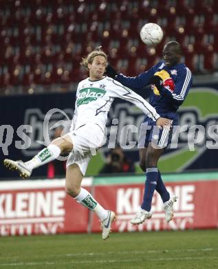 Fussball T-Mobile Bundesliga. SK Austria Kaernten gegen Red Bull Salzburg. Lukas Moessner (Kaernten), Ibrahim Sekagya (Salzburg). Klagenfurt, am 19.3.2008.

Copyright Kuess

---
pressefotos, pressefotografie, kuess, qs, qspictures, sport, bild, bilder, bilddatenbank