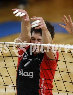 Volleyball. Bundesliga. HYPO VBK gegen hotVolleys. Zhivko Kolev (HYPO). Klagenfurt, 19.3.2008.
Copyright Kuess

---
pressefotos, pressefotografie, kuess, qs, qspictures, sport, bild, bilder, bilddatenbank