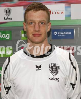 Fussball Regionalliga. SK Austria Kaernten Amateure. Mannschaftsfototermin. Daniel Oberlaender. Klagenfurt, am 21.3.2008.

Copyright Kuess

---
pressefotos, pressefotografie, kuess, qs, qspictures, sport, bild, bilder, bilddatenbank