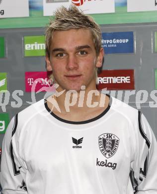 Fussball Regionalliga. SK Austria Kaernten Amateure. Mannschaftsfototermin. Peter Pucker. Klagenfurt, am 21.3.2008.

Copyright Kuess

---
pressefotos, pressefotografie, kuess, qs, qspictures, sport, bild, bilder, bilddatenbank