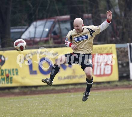 Fussball Kaerntner Liga. KAC gegen DSG Sele/Zell. Florijan Dovjak (Sele/Zell). Klagenfurt, am 23.3.2008.
Foto: Kuess 
---
pressefotos, pressefotografie, kuess, qs, qspictures, sport, bild, bilder, bilddatenbank