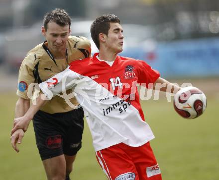 Fussball Kaerntner Liga. KAC gegen DSG Sele/Zell. Toni Krijan (KAC), Florian Siencnik(Sele/Zell). Klagenfurt, am 23.3.2008.
Foto: Kuess 
---
pressefotos, pressefotografie, kuess, qs, qspictures, sport, bild, bilder, bilddatenbank