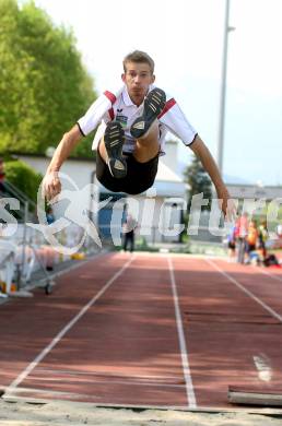 Leichtathletik, Weitsprung. Harald Modl. Villach, 13.5.2006.
Foto: Kuess
---
pressefotos, pressefotografie, kuess, qs, qspictures, sport, bild, bilder, bilddatenbank