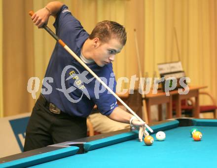 Billard Junioren Weltmeisterschaft. Albin Ouschan. Velden, am 22.9.2005.
Foto: Kuess
---
pressefotos, pressefotografie, kuess, qs, qspictures, sport, bild, bilder, bilddatenbank