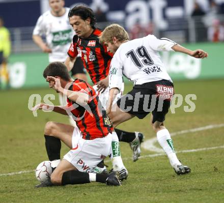 Fussball. Bundesliga. SK Austria Kelag Kaernten gegen LASK Linz.  Weber Manuel (Kaernten), Hoheneder Niklas, Hota Almedin (LASK). Klagenfurt, 29.3.2008
Copyright Kuess

---
pressefotos, pressefotografie, kuess, qs, qspictures, sport, bild, bilder, bilddatenbank