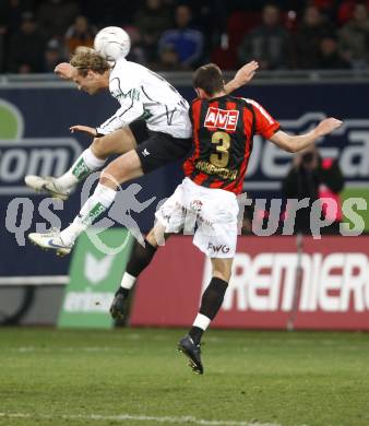 Fussball. Bundesliga. SK Austria Kelag Kaernten gegen LASK Linz.  Moessner Lukas (Kaernten), Hoheneder Niklas (LASK). Klagenfurt, 29.3.2008
Copyright Kuess

---
pressefotos, pressefotografie, kuess, qs, qspictures, sport, bild, bilder, bilddatenbank