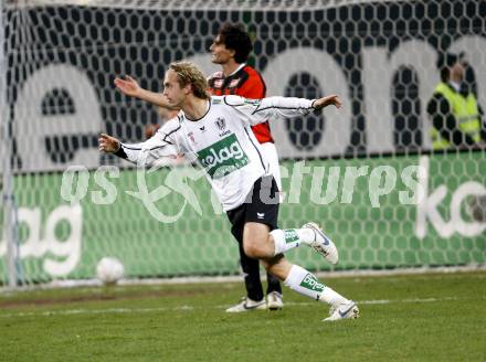 Fussball. Bundesliga. SK Austria Kelag Kaernten gegen LASK Linz.  Torjubel Lukas Moessner  (Kaernten), Baur Michael (LASK). Klagenfurt, 29.3.2008
Copyright Kuess

---
pressefotos, pressefotografie, kuess, qs, qspictures, sport, bild, bilder, bilddatenbank