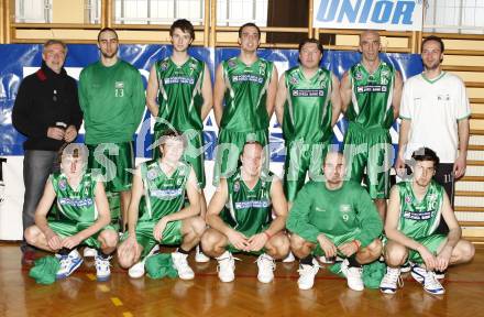 Basketball 2. Bundesliga. KOS Klagenfurt gegen Dornbirn. Hinten von links: Danilo Prusnik, Ziga Klemencic, Marko Brumnik, Filip Ereiz, Admir Fazlic, Nenad Videka, Trainer Stefan Hribar. Vorne von links: Fabian Gallob, Matej Smrtnik,  Davor Sattler, Edo Ceman, Nejc Kupper (KOS). Klagenfurt, am 30.3.2008.

Copyright Kuess

---
pressefotos, pressefotografie, kuess, qs, qspictures, sport, bild, bilder, bilddatenbank