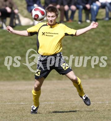 Fussball Unterliga Ost. Rosental Derby. Koettmannsdorf gegen Ludmannsdorf. Michael Pesjak (Koettmannsdorf). Klagenfurt, am 29.3.2008.

Copyright Kuess

---
pressefotos, pressefotografie, kuess, qs, qspictures, sport, bild, bilder, bilddatenbank