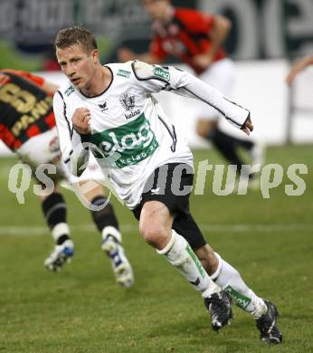 Fussball T-Mobile Bundesliga. SK Austria Kaernten gegen LASK. Thomas Riedl (Kaernten). Klagenfurt, am 29.3.2008.

Copyright Kuess

---
pressefotos, pressefotografie, kuess, qs, qspictures, sport, bild, bilder, bilddatenbank