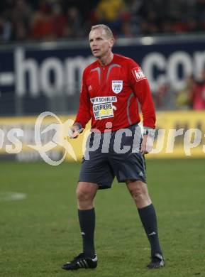 Fussball. T-Mobile Bundesliga. SK Austria Kelag Kaernten gegen Cashpoint SCR Altach. Schiedsrichter Fritz Stuchlik. Klagenfurt, 4.4.2008
Copyright Kuess

---
pressefotos, pressefotografie, kuess, qs, qspictures, sport, bild, bilder, bilddatenbank