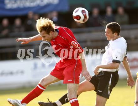 Fussball Unterliga Ost. Ludmannsdorf gegen Welzenegg. Christian Glantschnig, (Ludmannsdorf), Christoph Strohmeier (Welzenegg). Ludmannsdorf, am 6.4.2008.
Copyright Kuess

---
pressefotos, pressefotografie, kuess, qs, qspictures, sport, bild, bilder, bilddatenbank