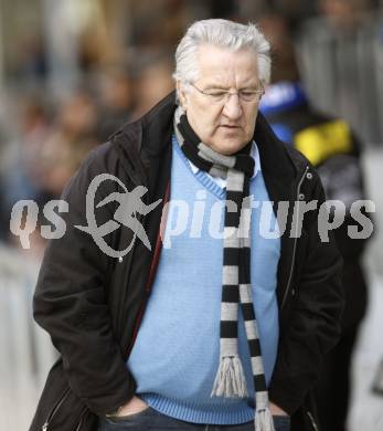 Fussball Regionalliga. SK Austria Kaernten Amateure gegen Gmunden. Trainer Dolfi Blutsch (Gmunden). Klagenfurt, am 6.4.2008.
Copyright Kuess

---
pressefotos, pressefotografie, kuess, qs, qspictures, sport, bild, bilder, bilddatenbank