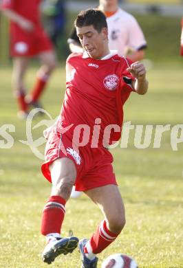 Fussball Unterliga Ost. Ludmannsdorf gegen Welzenegg. David Muenzer (Ludmannsdorf). Ludmannsdorf, am 6.4.2008.
Copyright Kuess

---
pressefotos, pressefotografie, kuess, qs, qspictures, sport, bild, bilder, bilddatenbank