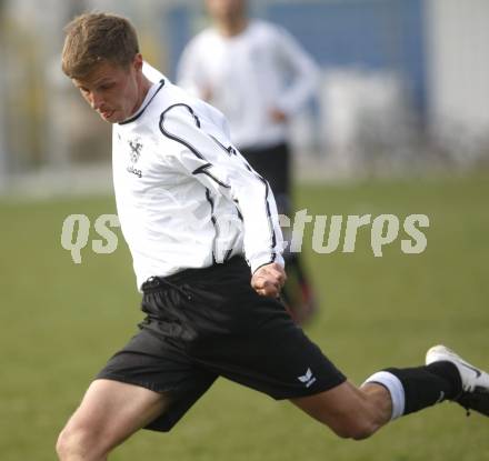 Fussball Regionalliga. SK Austria Kaernten Amateure gegen Gmunden. Bernd Schierhuber (Kaernten). Klagenfurt, am 6.4.2008.
Copyright Kuess

---
pressefotos, pressefotografie, kuess, qs, qspictures, sport, bild, bilder, bilddatenbank