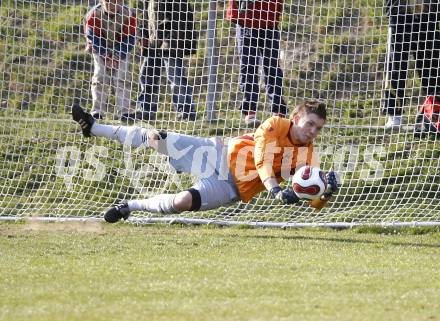 Fussball Unterliga Ost. Ludmannsdorf gegen Welzenegg. Patrick Christian Boeck (Welzenegg). Ludmannsdorf, am 6.4.2008.
Copyright Kuess

---
pressefotos, pressefotografie, kuess, qs, qspictures, sport, bild, bilder, bilddatenbank