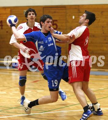 Handball. SVVW Klagenfurt gegen SC Ferlach. Peter Laggner, Martin Grof (SVVW), Dean Pomorisac (Ferlach). Klagenfurt, am 6.4.2008
Copyright Kuess

---
pressefotos, pressefotografie, kuess, qs, qspictures, sport, bild, bilder, bilddatenbank