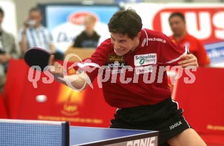 Tischtennis. Österreich gegen China. Robert Gardos (AUT). Klagenfurt, am 21.4.2006.
Foto: Kuess
---
pressefotos, pressefotografie, kuess, qs, qspictures, sport, bild, bilder, bilddatenbank