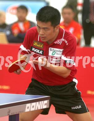 Tischtennis Länderspiel. Österreich gegen China. Chen Weixing (AUT). Klagenfurt, am 21.4.2006.
Foto: Kuess
---
pressefotos, pressefotografie, kuess, qs, qspictures, sport, bild, bilder, bilddatenbank