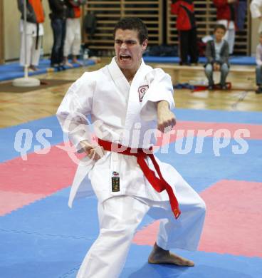 Karate. Oesterreichische Meisterschaften. Thomas Kaserer (Salzburg). Wolfsberg, am 12.4.2008
Copyright Kuess

---
pressefotos, pressefotografie, kuess, qs, qspictures, sport, bild, bilder, bilddatenbank