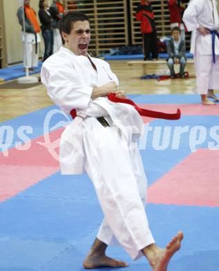 Karate. Oesterreichische Meisterschaften. Thomas Kaserer (Salzburg). Wolfsberg, am 12.4.2008
Copyright Kuess

---
pressefotos, pressefotografie, kuess, qs, qspictures, sport, bild, bilder, bilddatenbank