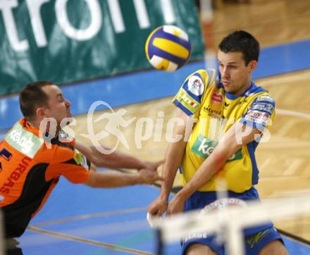 Volleyball. Bundesliga. HYPO VBK Klagenfurt gegen SK Aich/Dob. Martin Pipa, Miha Kosl (AICH). Klagenfurt, 13.4.2008
Copyright Kuess

---
pressefotos, pressefotografie, kuess, qs, qspictures, sport, bild, bilder, bilddatenbank