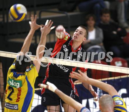 Volleyball. Bundesliga. HYPO VBK Klagenfurt gegen SK Aich/Dob. Martin Vokal (HYPO). Klagenfurt, 13.4.2008
Copyright Kuess

---
pressefotos, pressefotografie, kuess, qs, qspictures, sport, bild, bilder, bilddatenbank